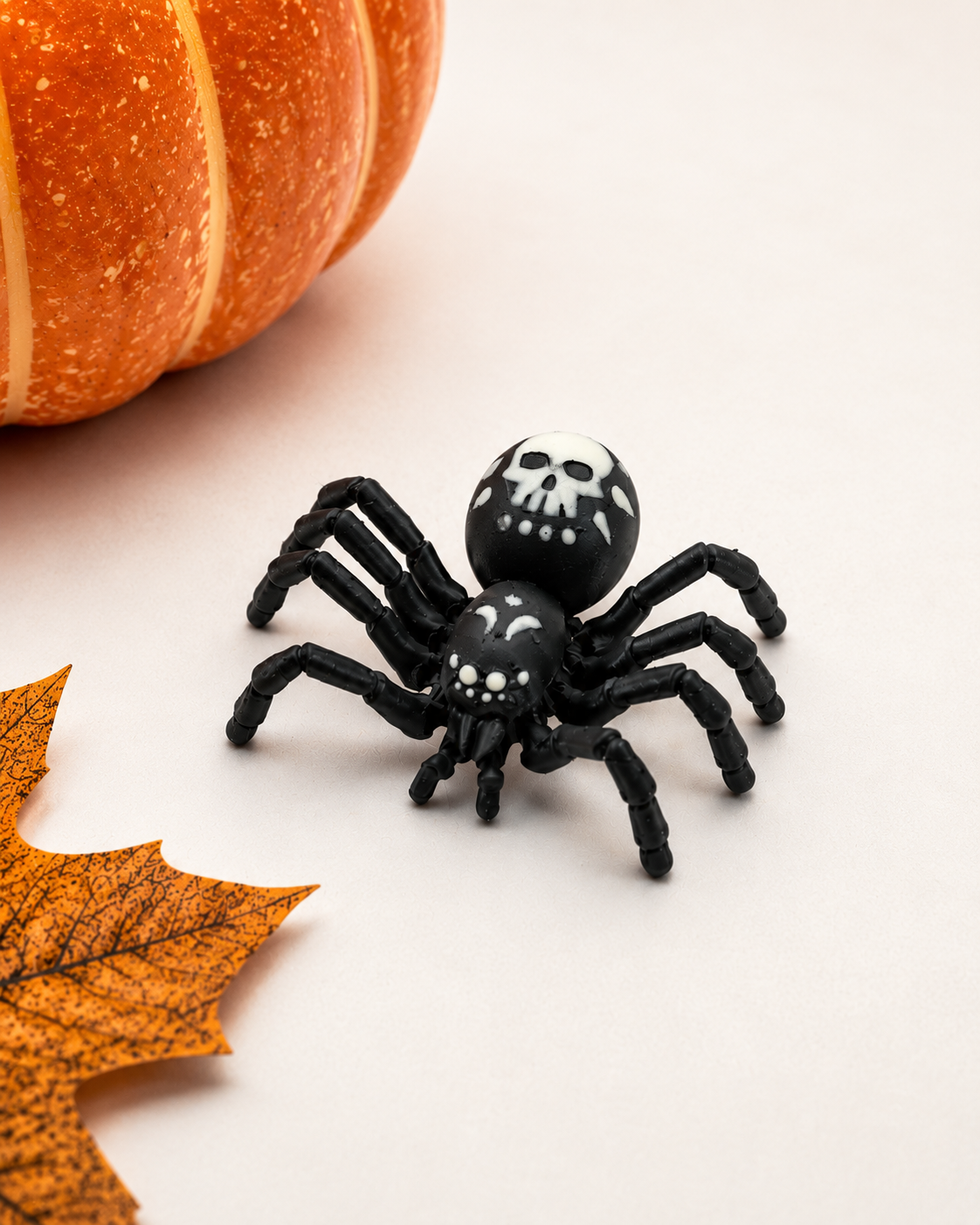 Glow in the Dark Skull Tarantula | 3D Printed Articulated Spider | Halloween Decor | Desk Buddy | Fidget Toy | Gothic Gift