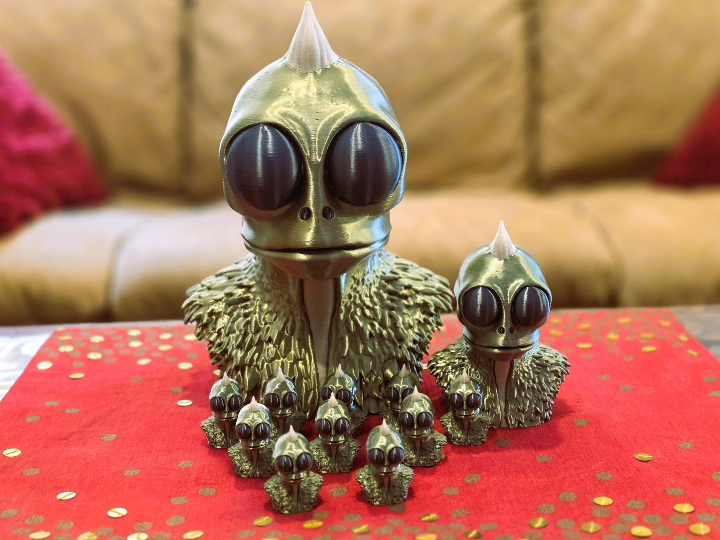 Sleestak Bust | Retro Sci-Fi Lizard Statue | Land of the Lost Collectible | Unique Geek Gift | Cult Classic Decor