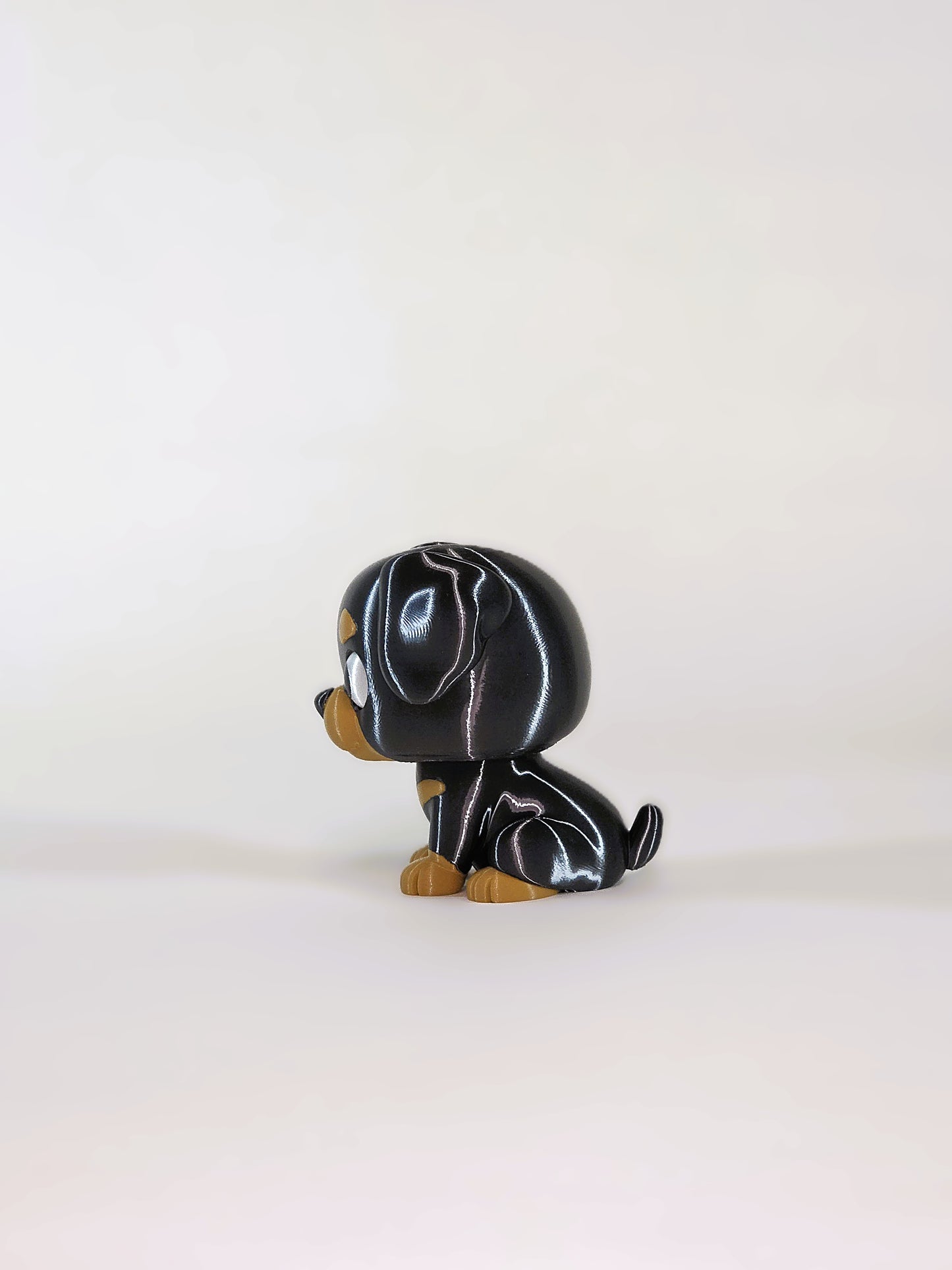Miniature Pinscher Figurine with Floppy Ears – Cute Oversized‑Head 3D Printed Dog Collectible & Gift for Min Pin Lovers