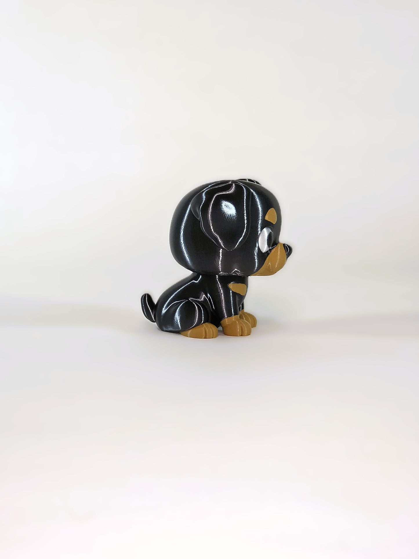 Miniature Pinscher Figurine with Floppy Ears – Cute Oversized‑Head 3D Printed Dog Collectible & Gift for Min Pin Lovers
